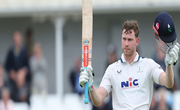 Yorkshire vs Surrey